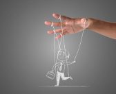 DIALOGOS DE BESUGOS 64. Cualquier parecido con la realidad es coincidencia.