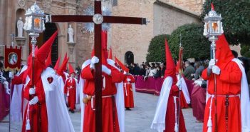 LA SEMANA SANTA EN IMÁGENES. LOS COLORAOS