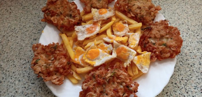 TORTITAS DE CAMARONES AL ESTILO GADITANO